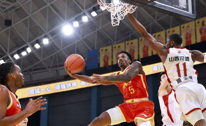 开云APP-皇家社会清晨止住颓势；志在CBA常规赛名次提升；悬念犹存；资深球员宣示担当的简单介绍