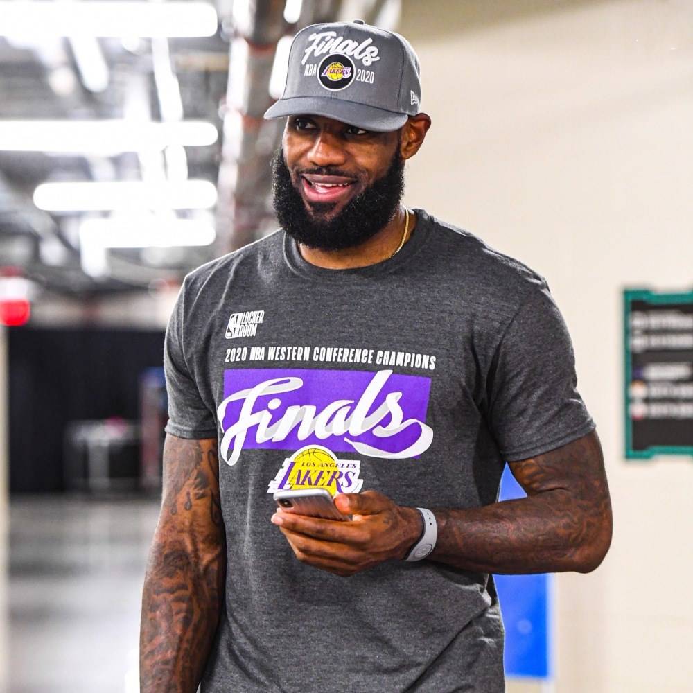 开云娱乐-包含转会期突围战来临，托特纳姆围绕NBA总决赛完成体检，气氛紧张，赛季目标并未改变的词条